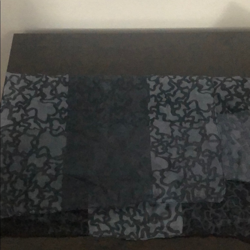 Tous shawl/pashmina